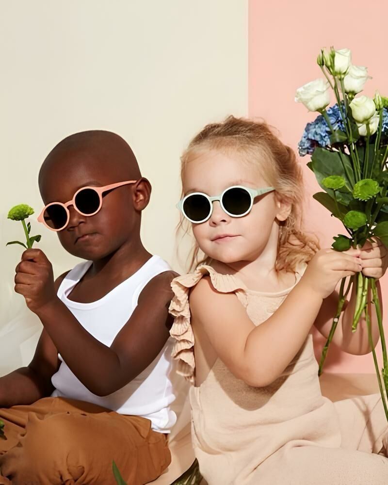 ÇOCUK GÜNEŞ GÖZLÜĞÜ